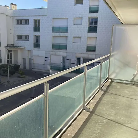 Apartament 20m² Lumineux Avec Balcon - Coeur De Plage, Proche Commerces Et - Fr-1-646-20
